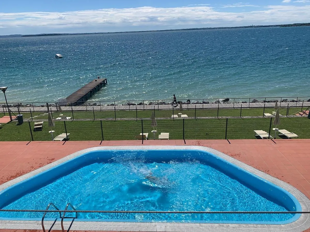 Gardazzurro Lake View Padenghe sul Garda Apartment